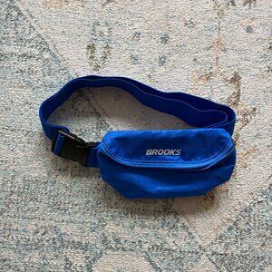 Brooks Adjustable Running Belt Bag